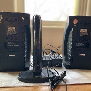 RCA RF 900 MHz Black Stereo Wireless Speaker System Model WSP150